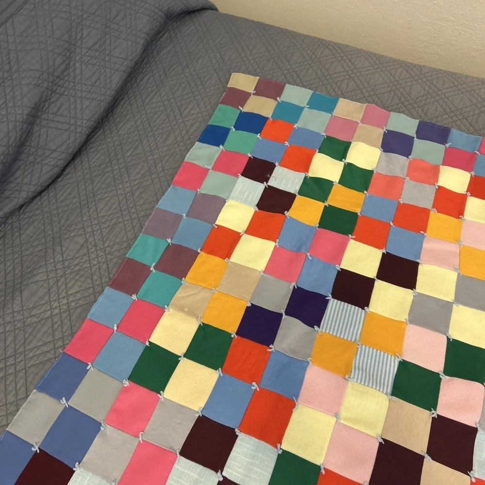 Vintage‎ Handmade Colorful Patchwork Floral Square Quilt 45
